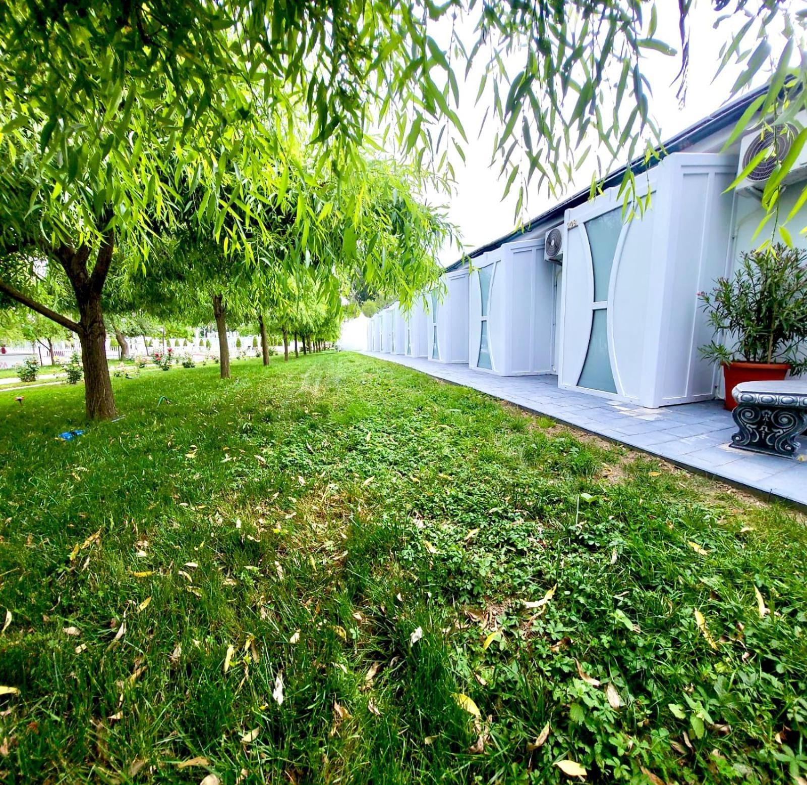 Royal Park Complex Hotel Bascov Exterior photo